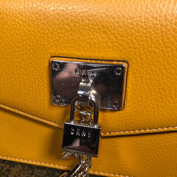 DKNY Elissa Leather Belt Bag Yellow/Marigold NWOT - Picture 2 of 11